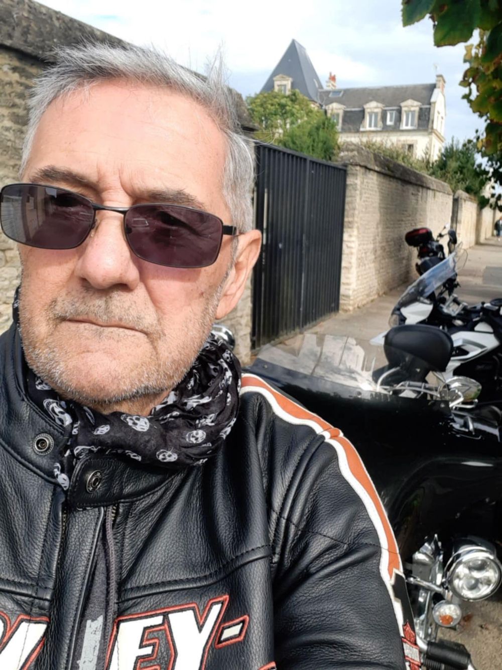 Profil de Jean-Claude SAUVETRE