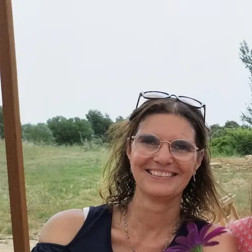 Profil de Valérie MOLLICCA-RAINIERI