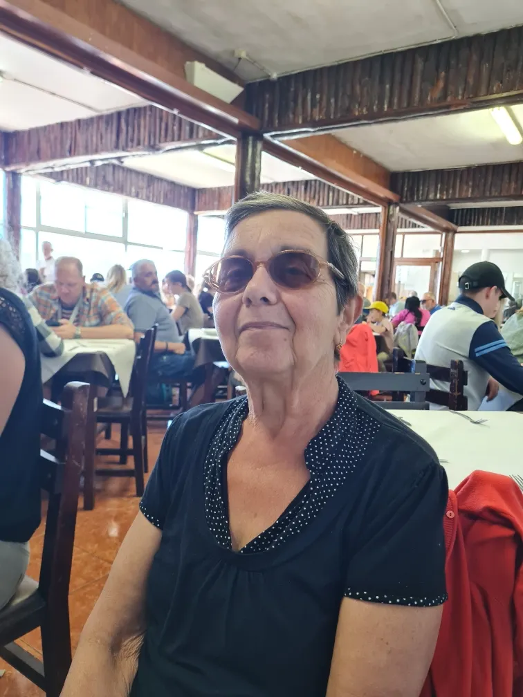 Profil de Anne-Marie TISCHENKO