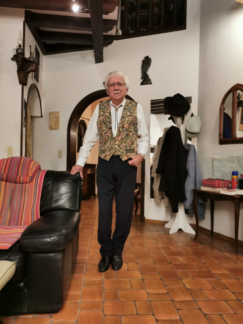 Profil de Pierre, Albert, Louis SAINT MARTY directeur de l'école nationale de voile de Quiberon co-fondateur du club de voile Handi Valide à Saix 