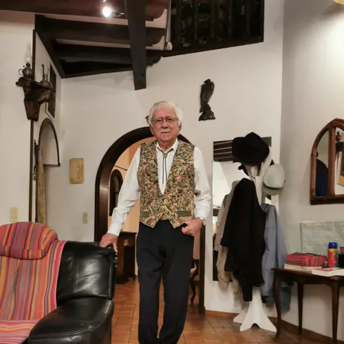 Profil de Pierre, Albert, Louis SAINT MARTY directeur de l'école nationale de voile de Quiberon co-fondateur du club de voile Handi Valide à Saix 
