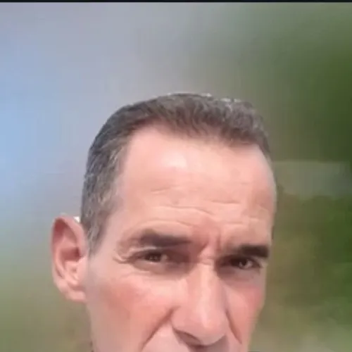 Profil de Guy  DESRUELLE