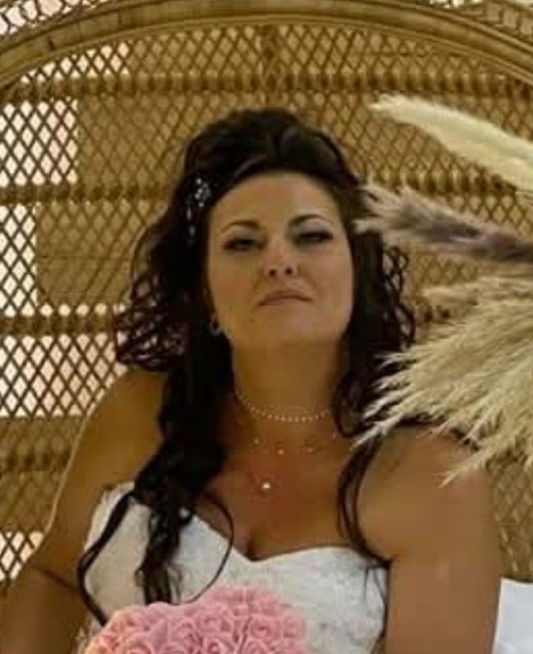 Profil de Anne-Charlotte BENSALAH