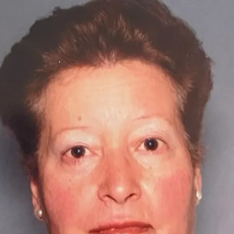 Profil de Maria DOS SANTOS