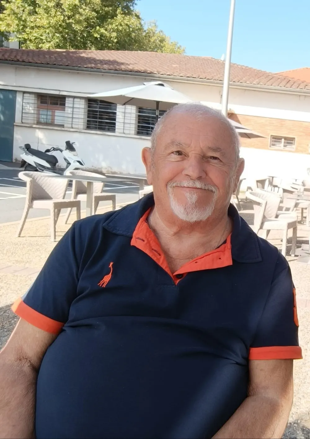 Profil de Raymond MICHEL