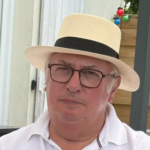 Profil de Jean pierre LARVOR