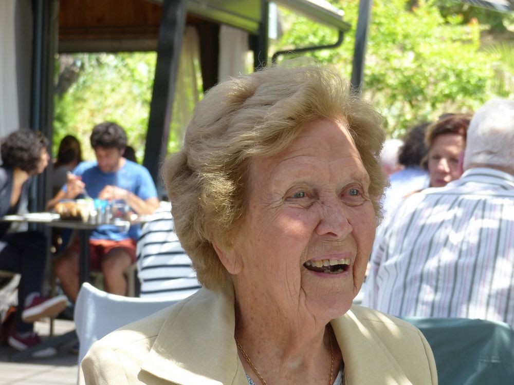 Profil de Jacqueline LUTZ