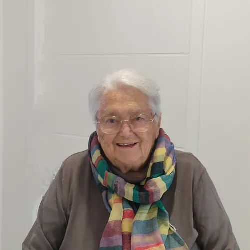 Profil de Angeline BOURDET