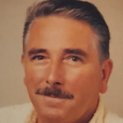 Profil de Claude DOUIX