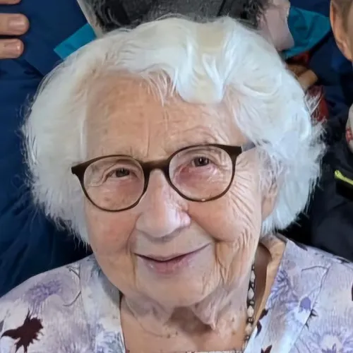 Profil de JEANNETTE CHANTEAU