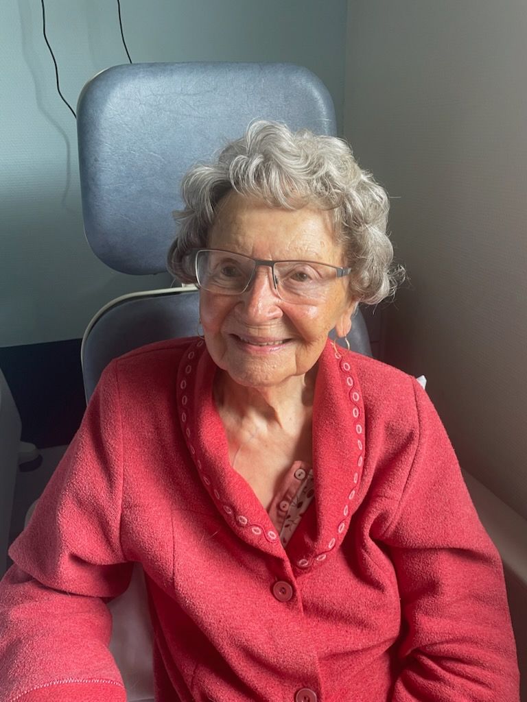 Profil de Yvette RIVOALLAN