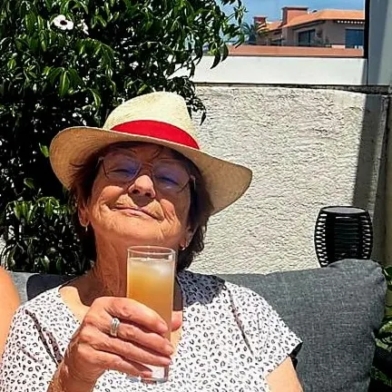 Profil de Yvette FRATTINI 