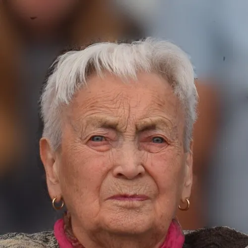 Profil de Emilienne LE TINNIER