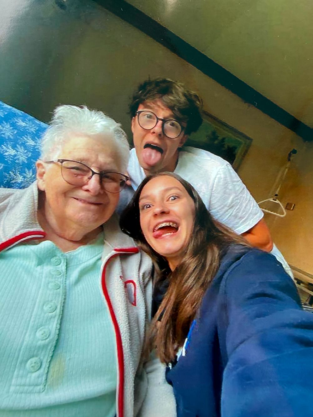Profil de DENISE BAST