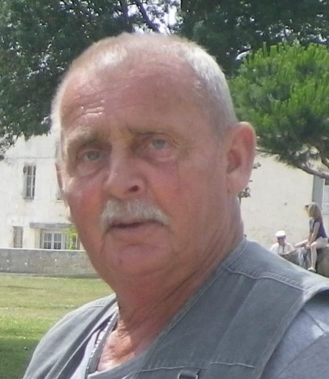 Profil de Guy PERONNE