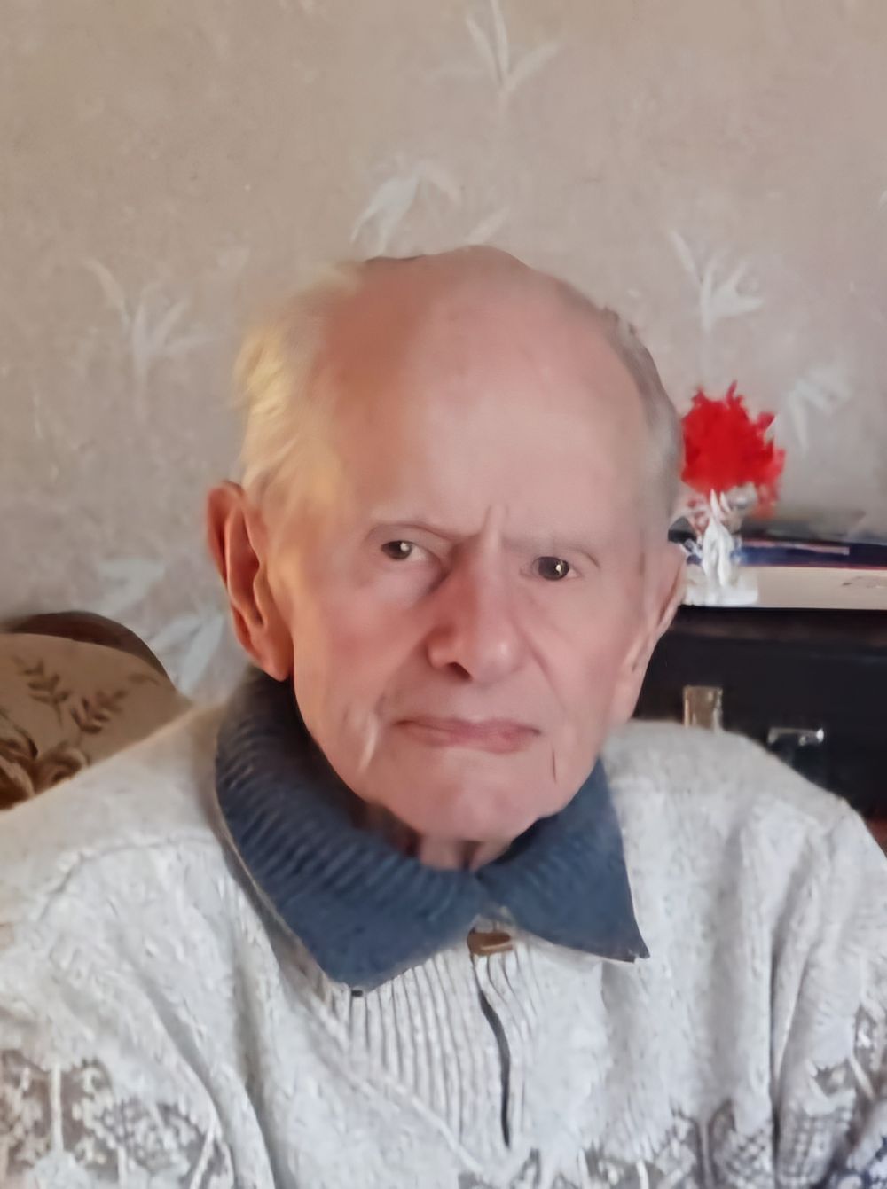 Profil de Raymond TAUVEL