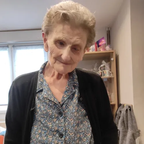Profil de Louise DELPORTE