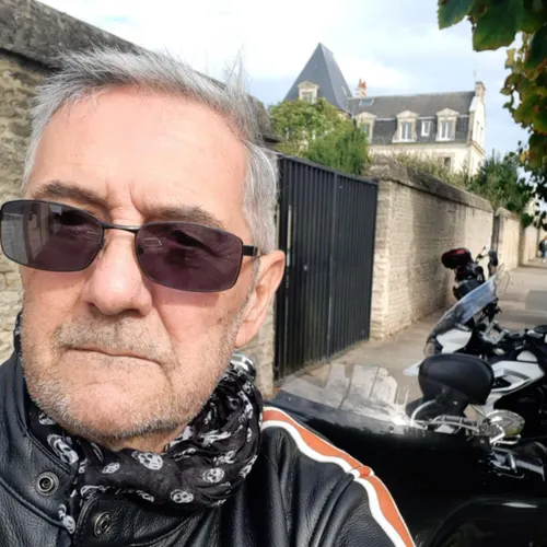 Profil de Jean-Claude SAUVETRE