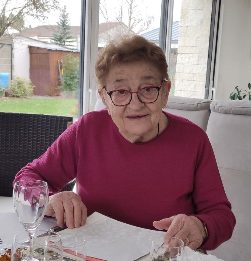 Profil de Yvette HERAULT
