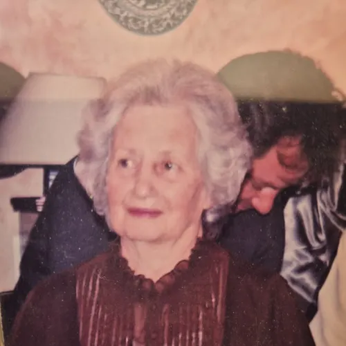 Profil de Mireille REDER