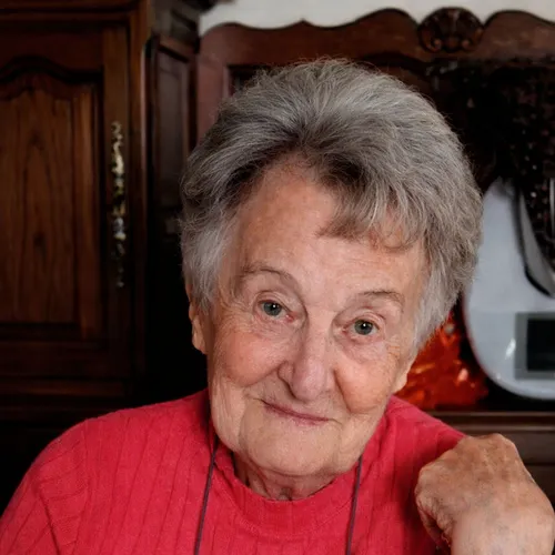 Profil de Renée MERLE